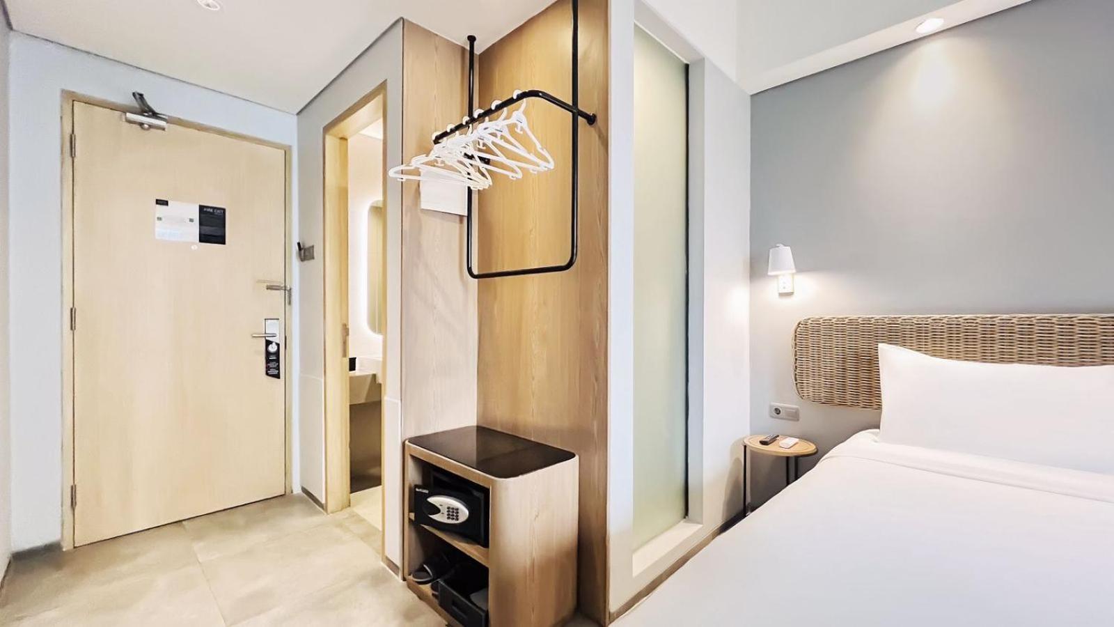 Neo Hotel Puri Indah Jakarta Exteriér fotografie